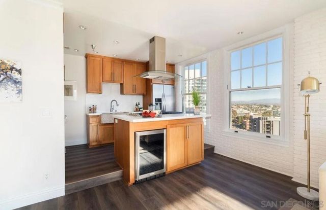 702 Ash st 1103, San Diego, CA 92101