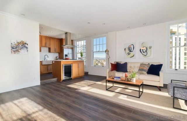 702 Ash st 1103, San Diego, CA 92101