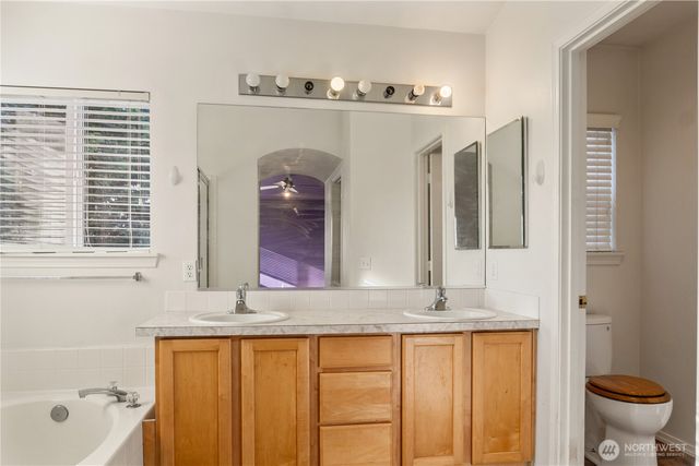 9016 176th Street Ct E, Puyallup, WA 98375