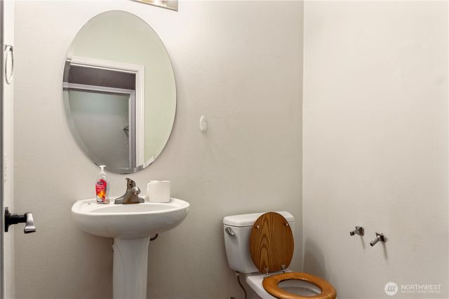 9016 176th Street Ct E, Puyallup, WA 98375