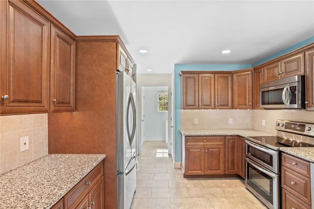 15 Josephine Drive, Charlestown, RI 02813