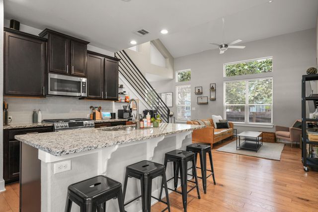 7200 Cordelia CT, Austin, TX 78741