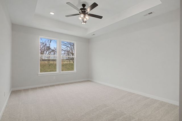 3600 Heartland Drive, Columbia, TN 38401