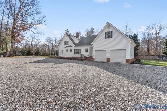 8255 Flannigan Mill Rd, Mechanicsville, VA 23111