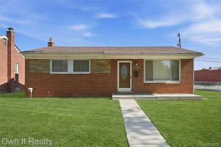 24985 Mabray Avenue, Eastpointe, MI 48021