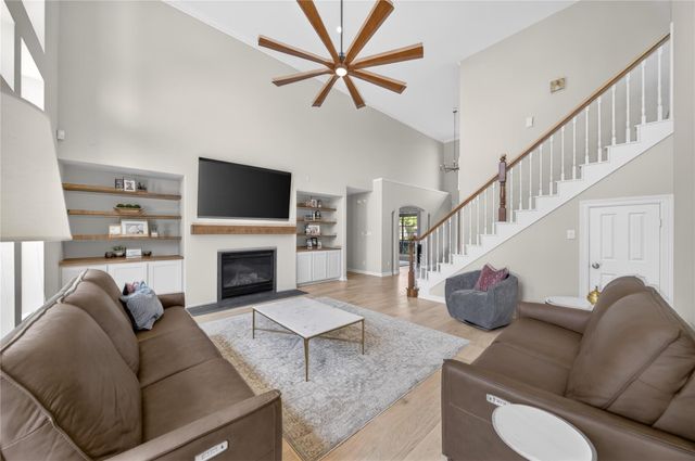 8826 Crown Jewel Drive, Richmond, TX 77469