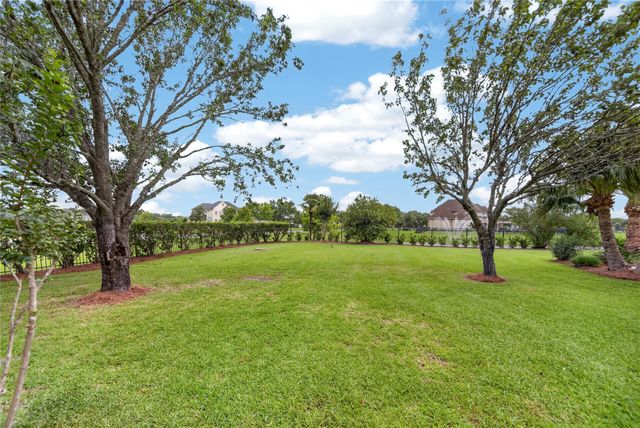 8826 Crown Jewel Drive, Richmond, TX 77469