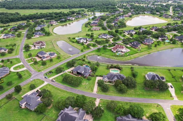 8826 Crown Jewel Drive, Richmond, TX 77469