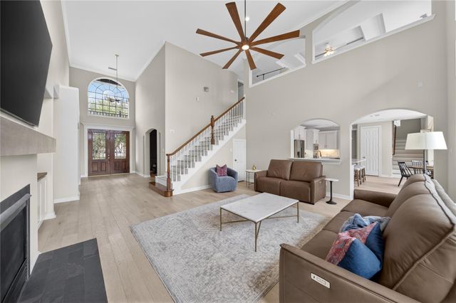 8826 Crown Jewel Drive, Richmond, TX 77469