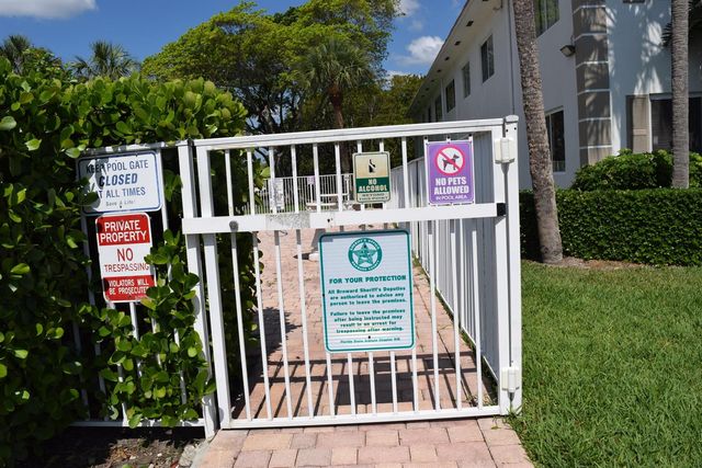 151 SE 6th Avenue 14, Pompano Beach, FL 33060