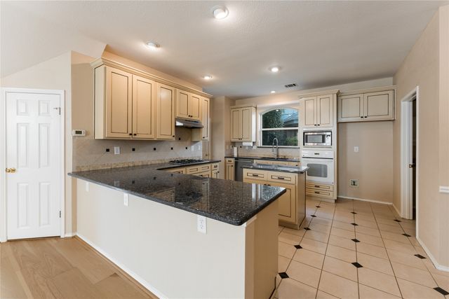 4247 Millview Lane, Dallas, TX 75287