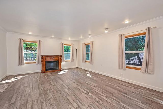 225 Middletown Rd, Placerville, CA 95667