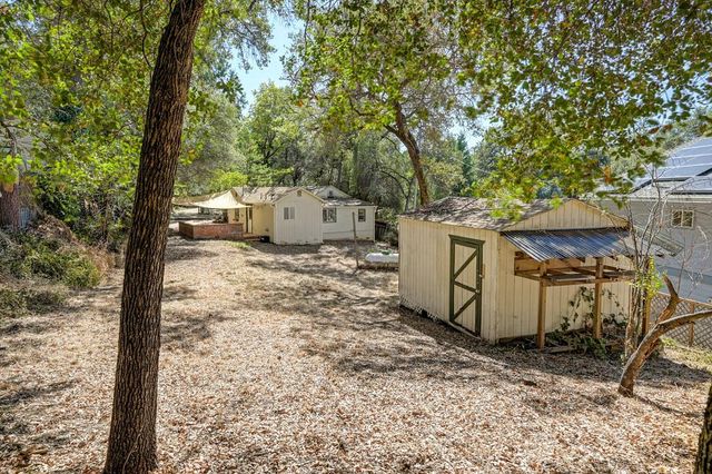 225 Middletown Rd, Placerville, CA 95667