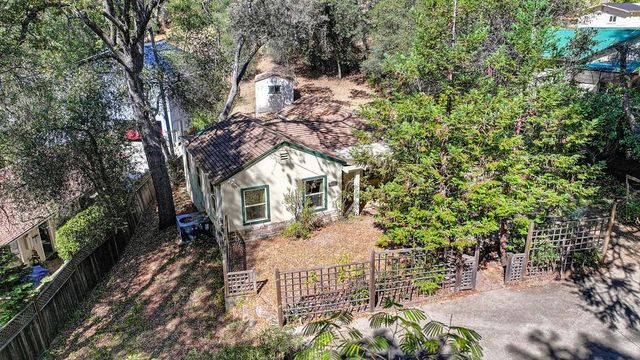225 Middletown Rd, Placerville, CA 95667