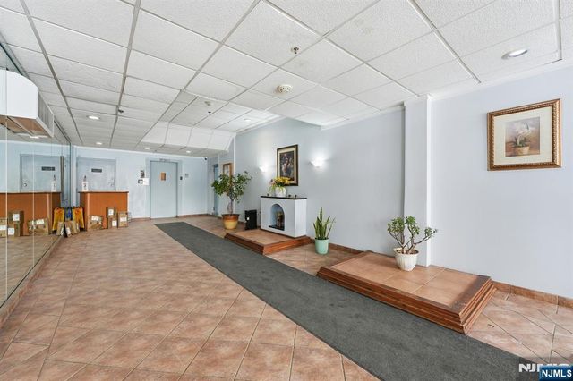 712 Broad Street 3C, Elizabeth, NJ 07208