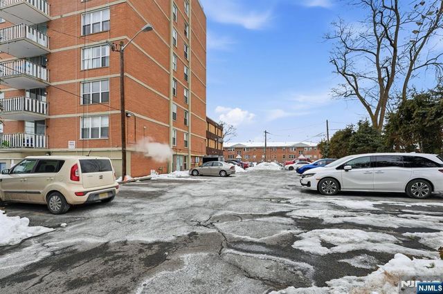 712 Broad Street 3C, Elizabeth, NJ 07208