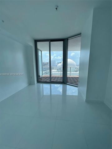 851 NE 1st Ave 1208, Miami, FL 33132