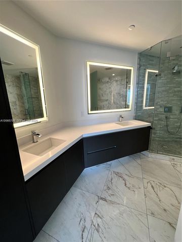 851 NE 1st Ave 1208, Miami, FL 33132