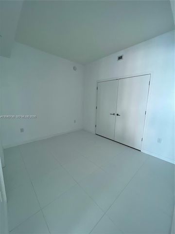 851 NE 1st Ave 1208, Miami, FL 33132
