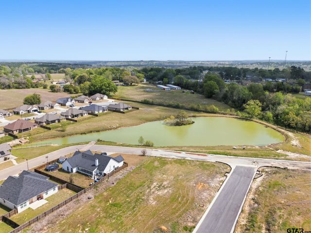 114 Hay Meadow Dr, Winona, TX 75792