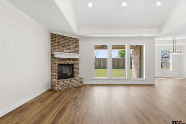 114 Hay Meadow Dr, Winona, TX 75792