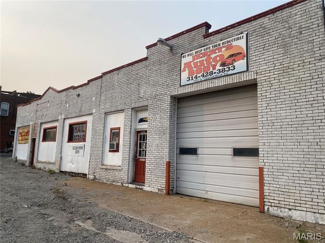 7923 Saint Charles Rock Road, Unincorporated, MO 63114