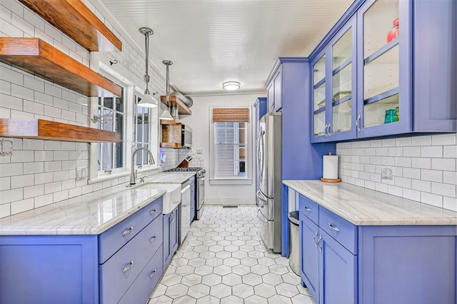 1301 Church Street, Galveston, TX 77550