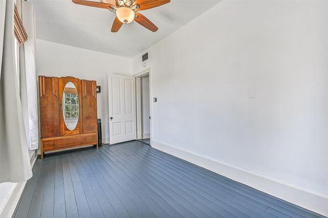 1301 Church Street, Galveston, TX 77550