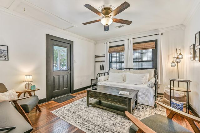 1301 Church Street, Galveston, TX 77550