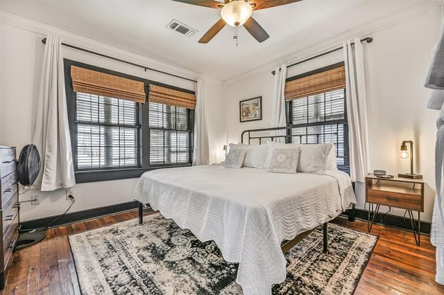 1301 Church Street, Galveston, TX 77550