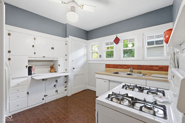 5031 N Park Avenue, Indianapolis, IN 46205