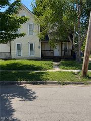3802 Denison Avenue DOWN, Cleveland, OH 44109