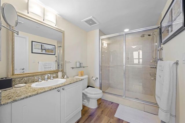 19501 W Country Club Drive 1412, Aventura, FL 33180