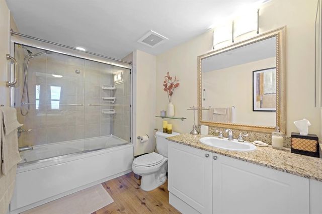 19501 W Country Club Drive 1412, Aventura, FL 33180