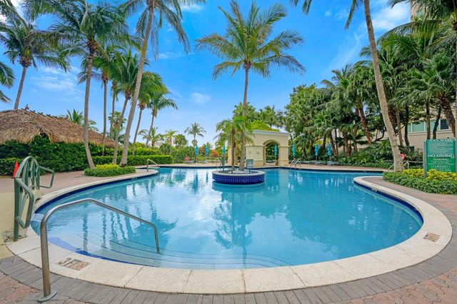 19501 W Country Club Drive 1412, Aventura, FL 33180