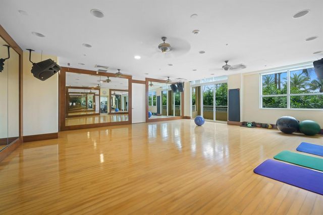 19501 W Country Club Drive 1412, Aventura, FL 33180