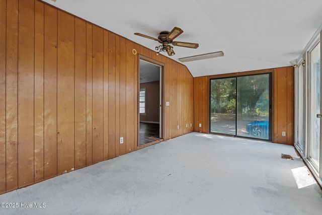 3458 Mitchell Ford Road, Clarkton, NC 28433