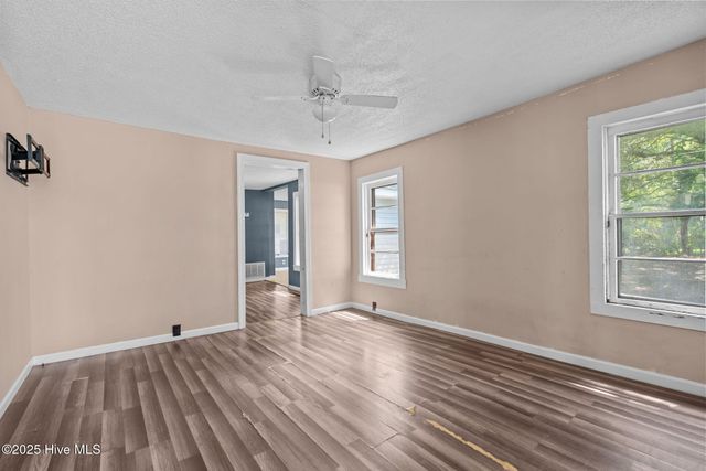 3458 Mitchell Ford Road, Clarkton, NC 28433