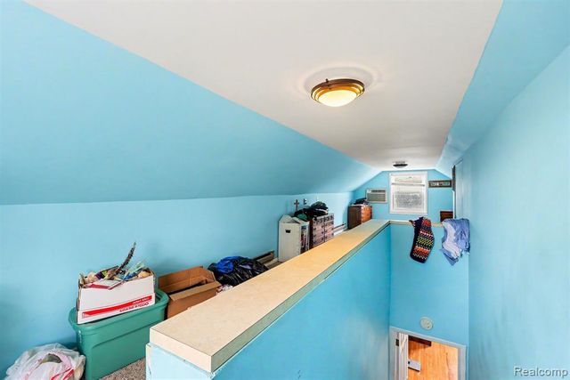 22460 Daniels Street, Saint Clair Shores, MI 48081