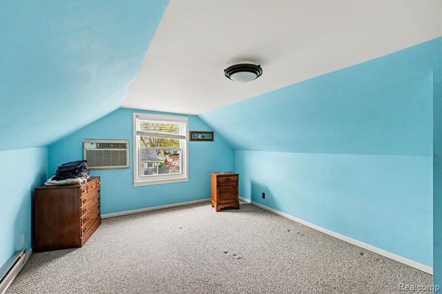 22460 Daniels Street, Saint Clair Shores, MI 48081