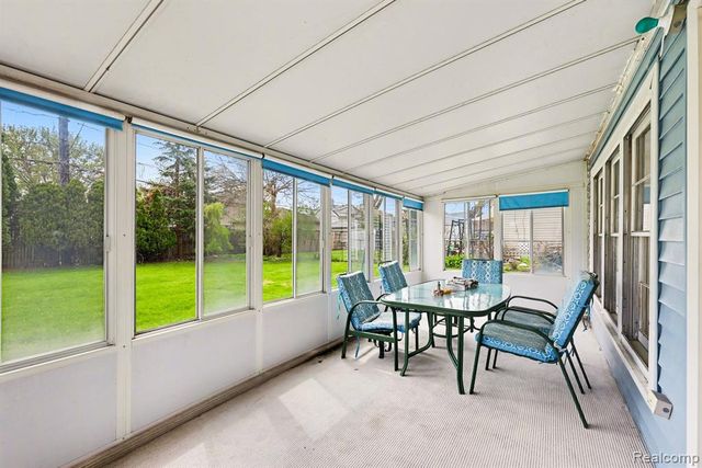 22460 Daniels Street, Saint Clair Shores, MI 48081