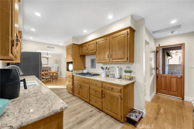 618 S Lee, Fullerton, CA 92833