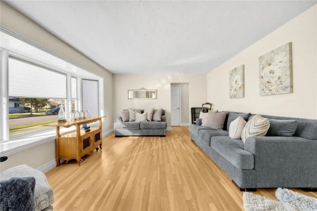 618 S Lee, Fullerton, CA 92833