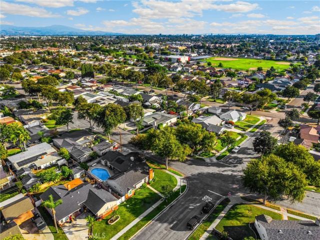 618 S Lee, Fullerton, CA 92833