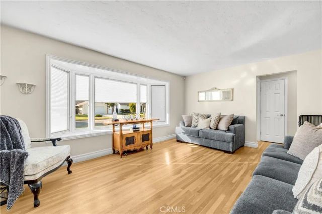 618 S Lee, Fullerton, CA 92833