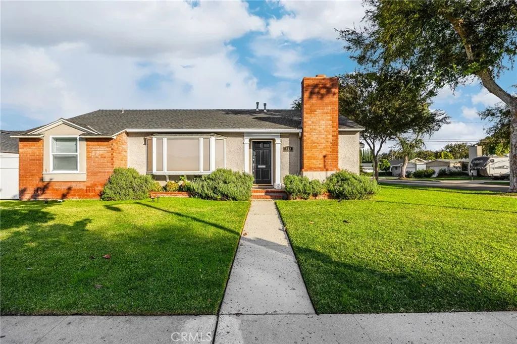 618 S Lee, Fullerton, CA 92833