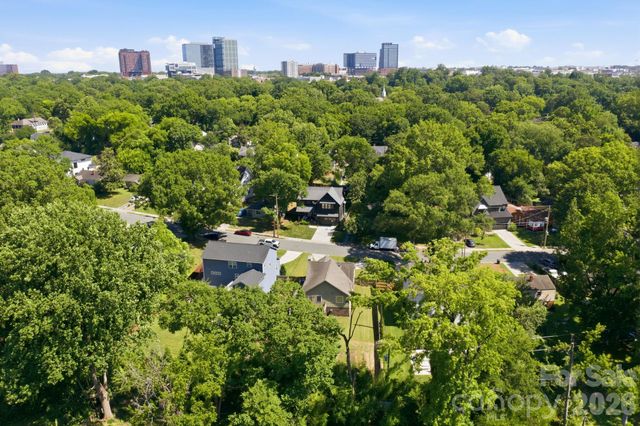 1742 Dunkirk Drive, Charlotte, NC 28203