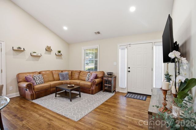 1742 Dunkirk Drive, Charlotte, NC 28203