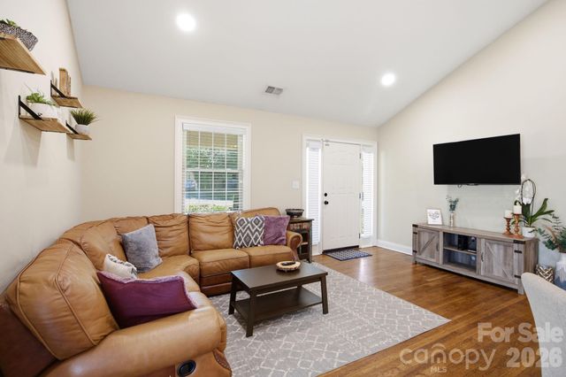 1742 Dunkirk Drive, Charlotte, NC 28203