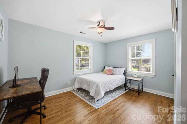 1742 Dunkirk Drive, Charlotte, NC 28203